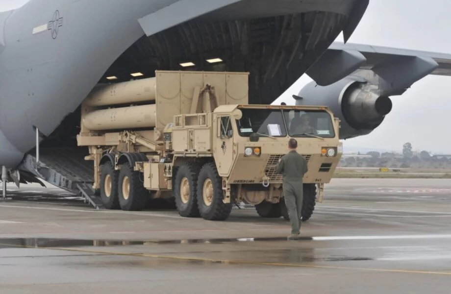 Systém THAAD převážený letounem C-17 Globemaster III