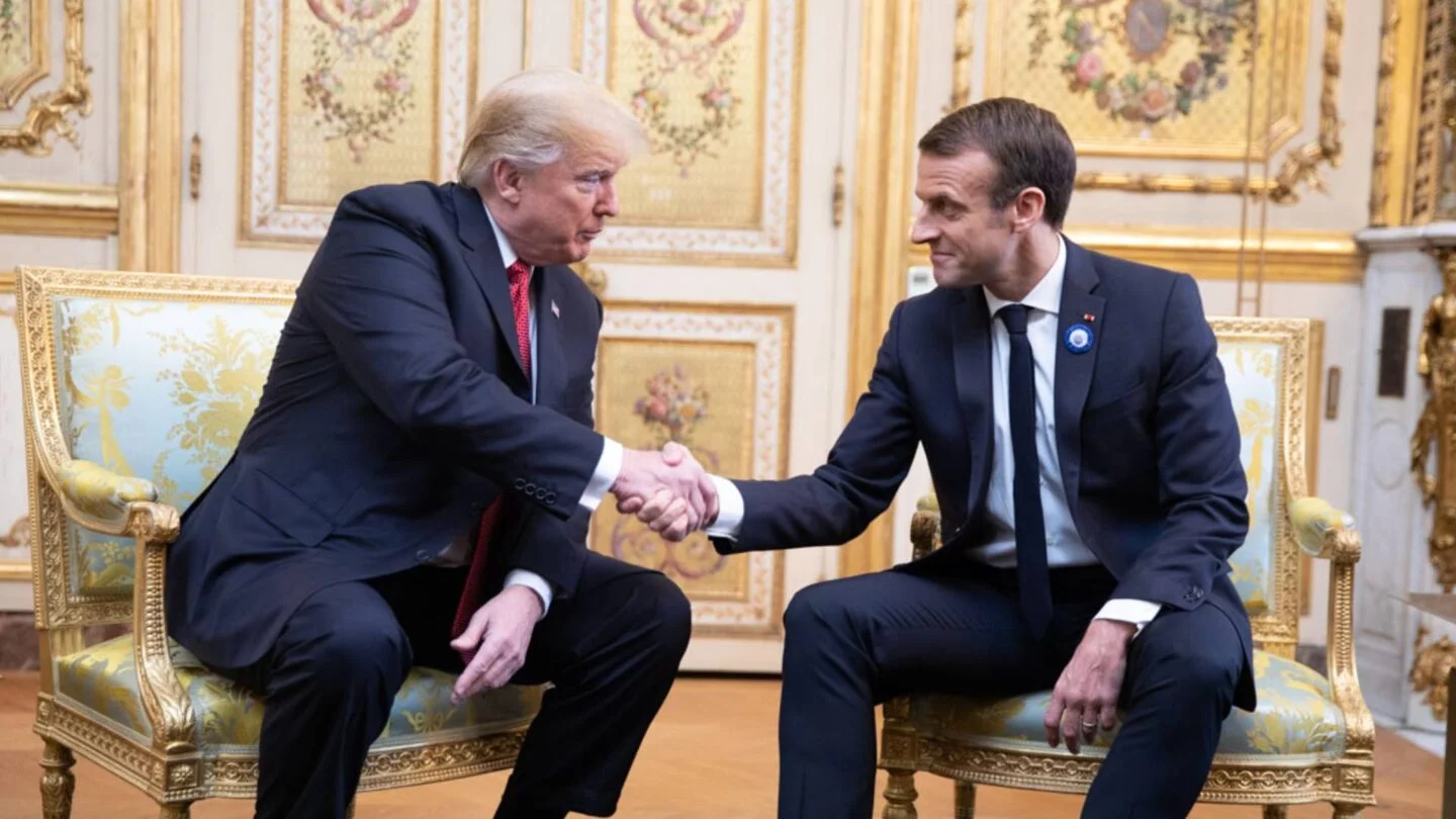 Tehdejší americký prezident Donald Trump s francouzkým prezidentem Emmanuelem Macronem v roce 2018.