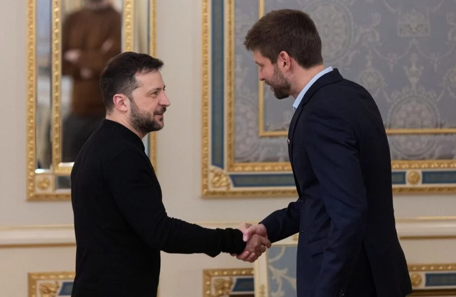 Předseda nejsilnějšího slovenského opozičního hnutí Progresivní Slovensko Michal Šimečka se sešel v Kyjevě s ukrajinským prezidentem Volodymyrem Zelenským.