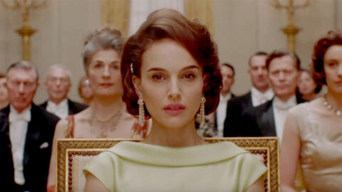 Natalie Portman jako Jackie