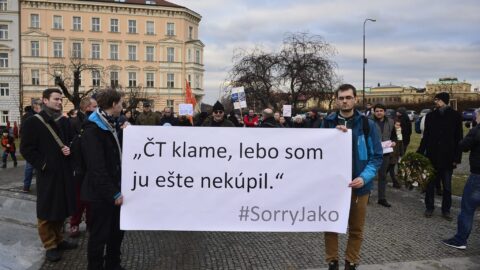 Demonstrace proti Andreji Babišovi